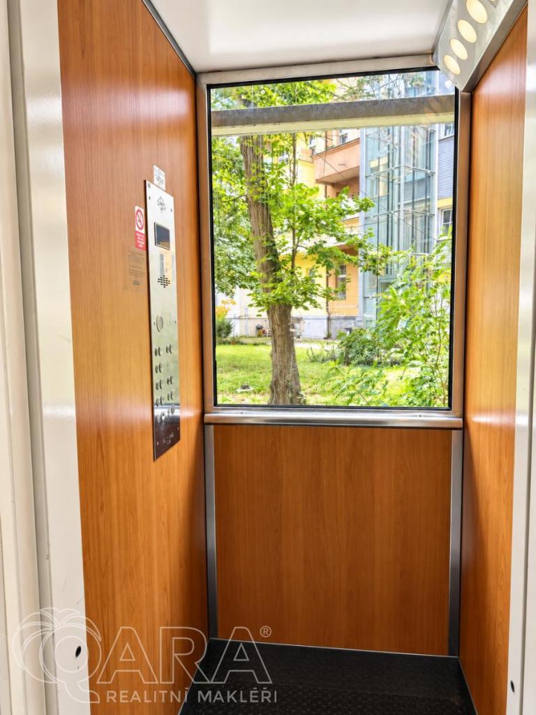 Prodej bytu 2+kk 40 m2, Praha – náhled fotky 16