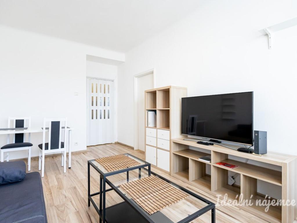 Pronájem bytu 2+kk 43 m2