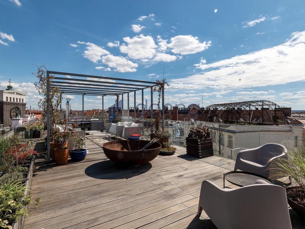 Pronájem bytu 4+kk 260 m2