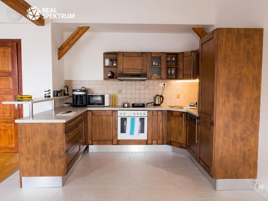 Pronájem bytu 2+kk 83 m2