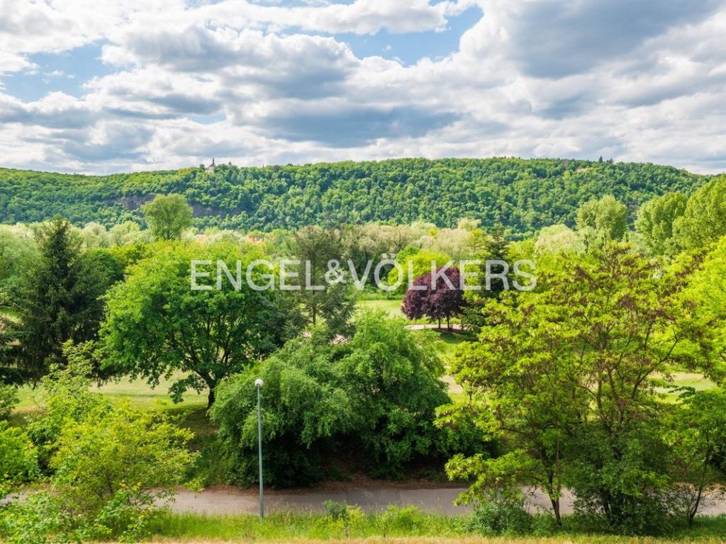 Pronájem bytu 2+kk 65 m2