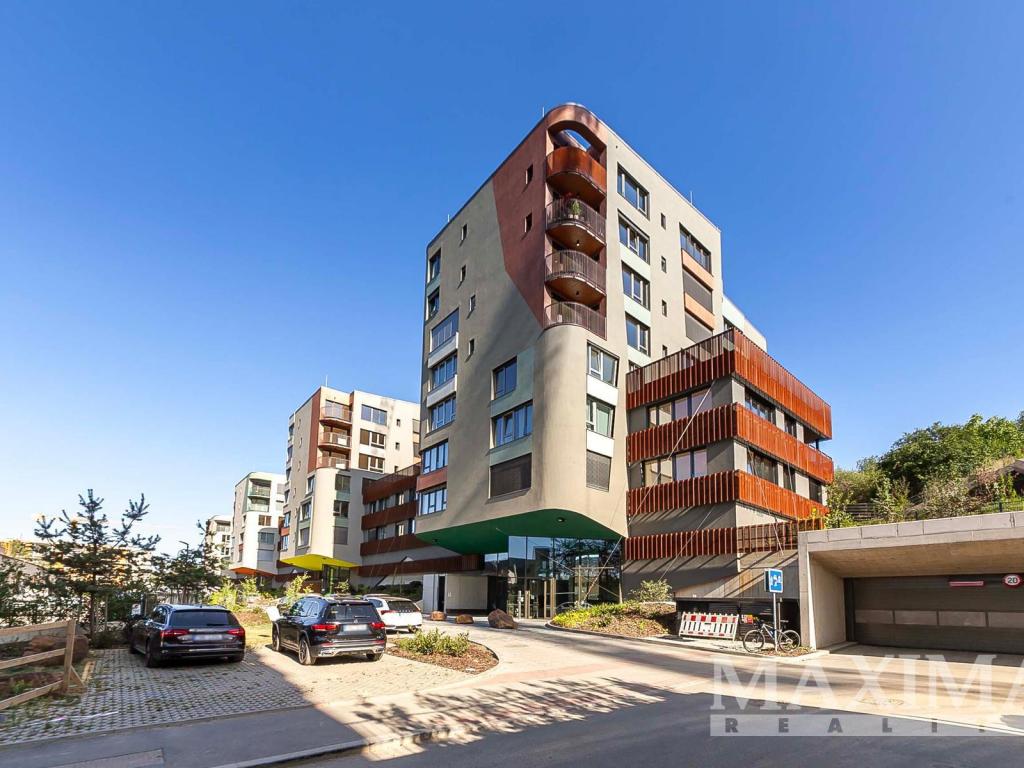Prodej bytu 1+kk 37 m2, Praha – náhled fotky 11