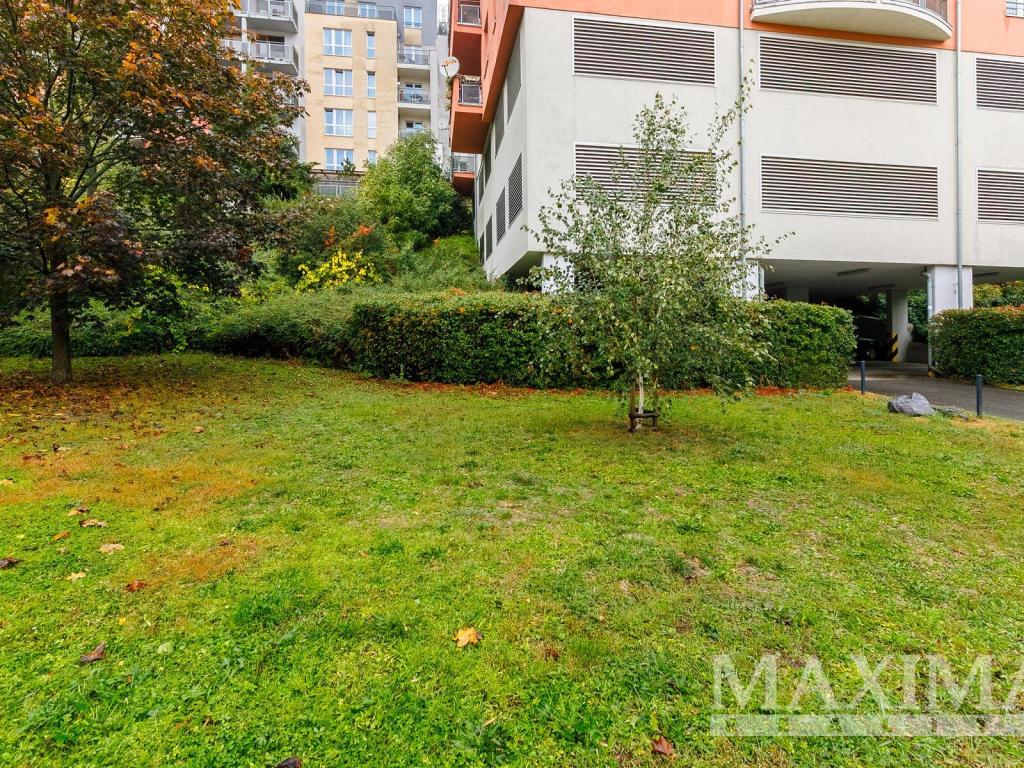 Prodej bytu 1+kk 36 m2, Praha – náhled fotky 25