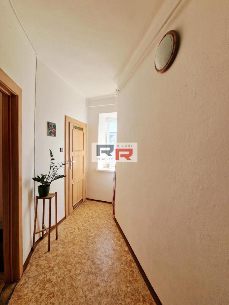 Pronájem bytu 1+1 52 m2