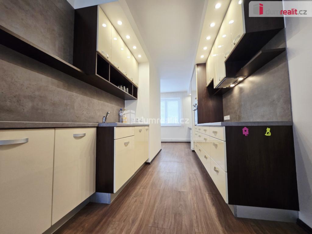 Pronájem bytu 2+kk 77 m2