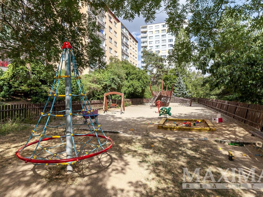 Prodej bytu 2+1 53 m2, Praha – náhled fotky 19