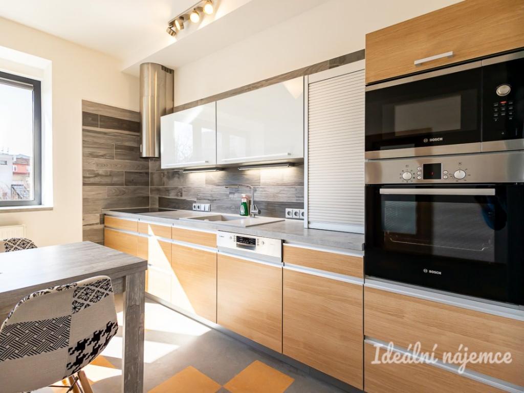 Pronájem bytu 3+kk 55 m2