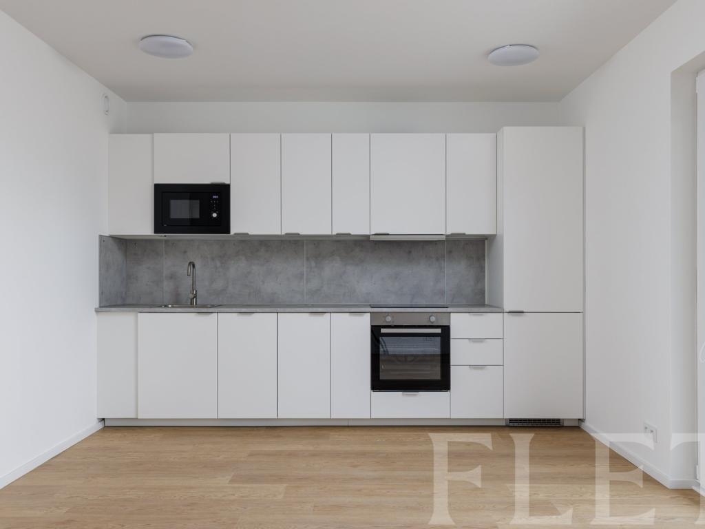 Pronájem bytu 1+kk 37 m2