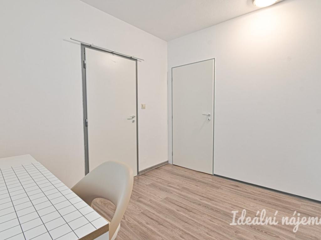 Pronájem bytu 1+1 41 m² – pohled 6
