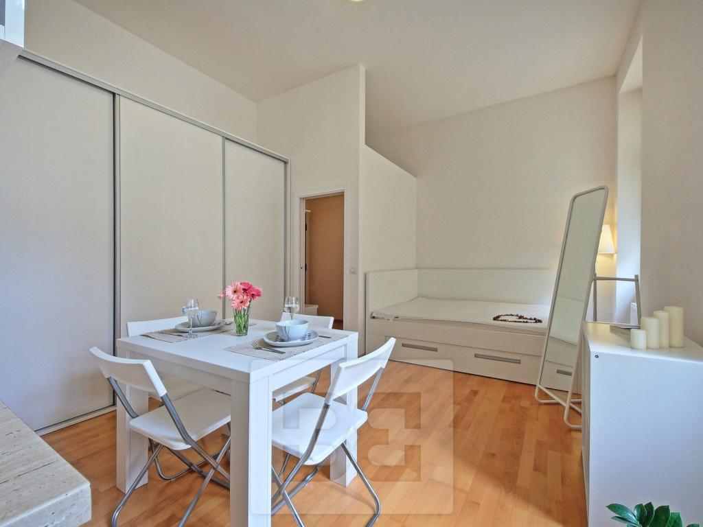 Pronájem bytu 1+kk 31 m2