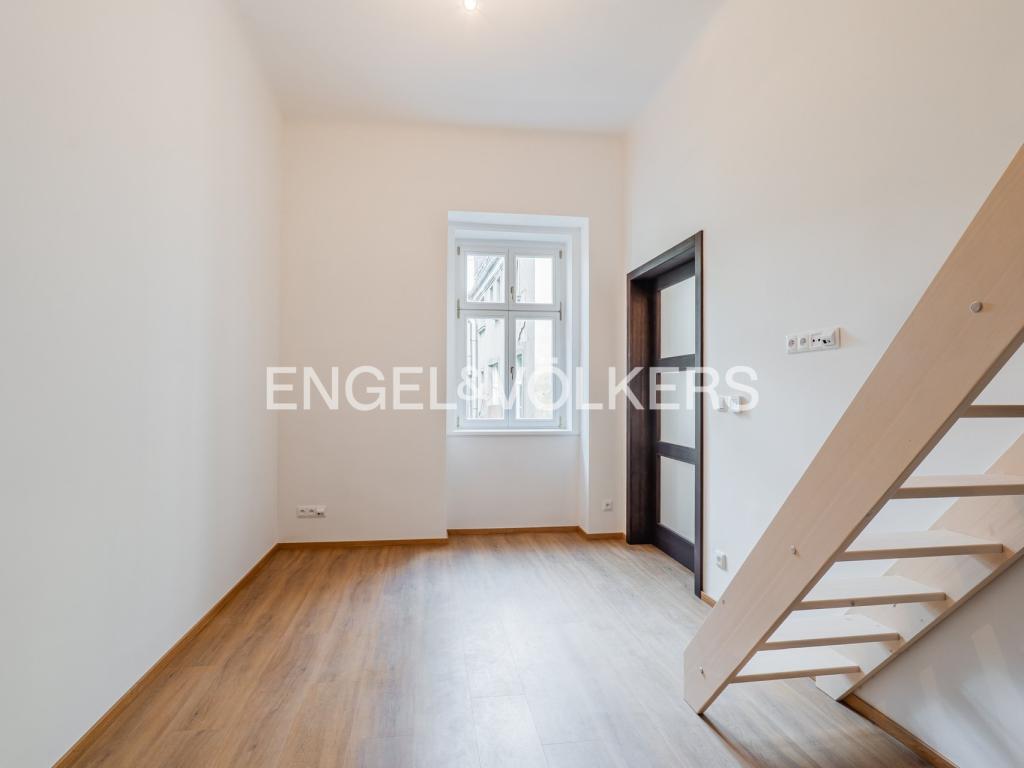 Pronájem bytu 1+1 35 m2