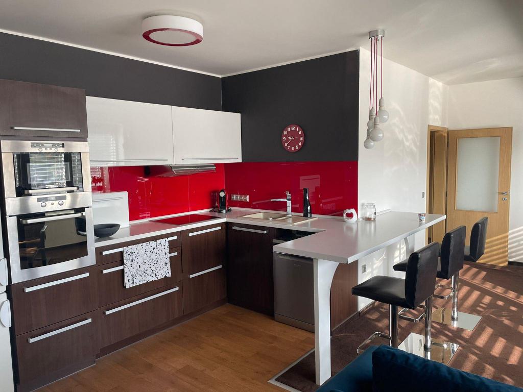 Pronajem bytu 2+kk 70 m2