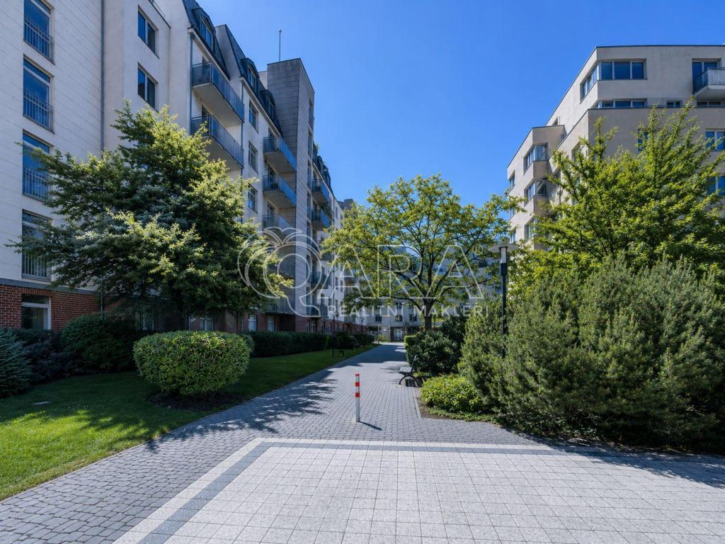 Pronájem bytu 2+kk 82 m2
