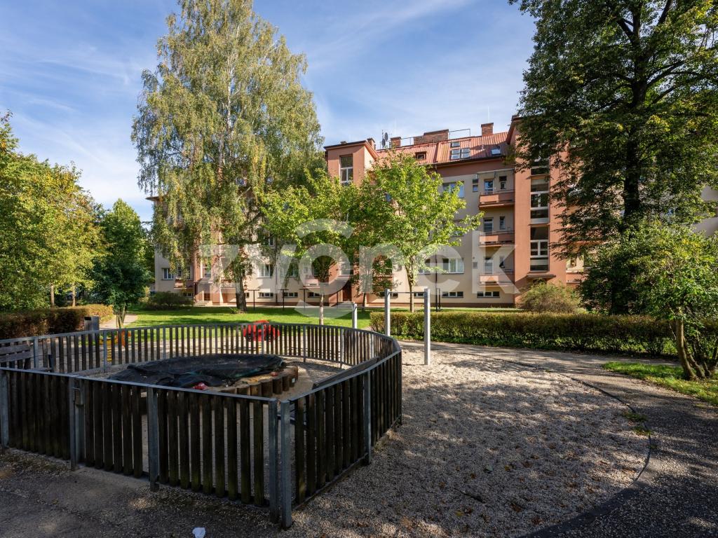 Prodej bytu 2+kk 38 m2, Vsetín – náhled fotky 17