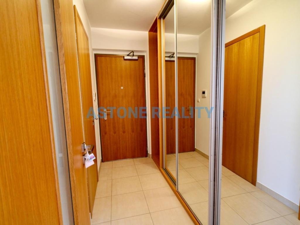 Listing 4