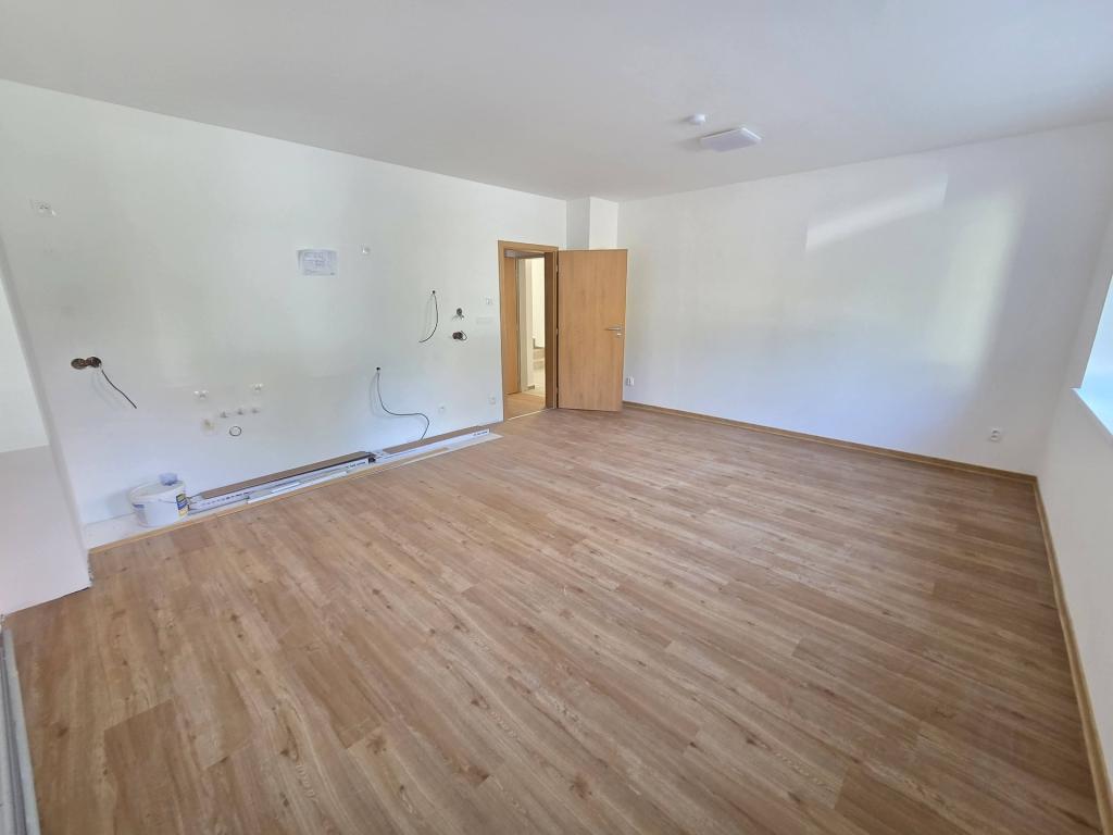 Pronájem bytu 1+kk 33 m2