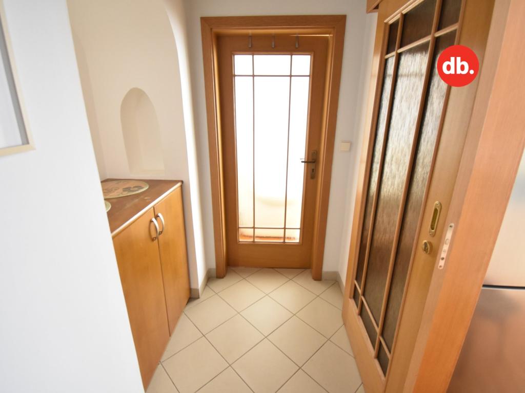 Prodej bytu 3+kk 72 m2, Karlovy Vary – náhled fotky 10