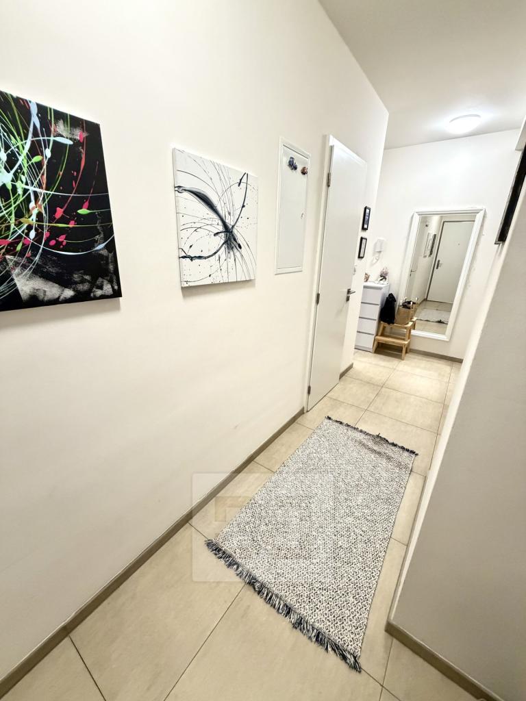 Prodej bytu 2+kk 72 m2, Praha – náhled fotky 9