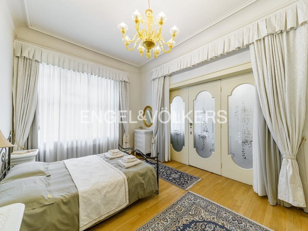 Pronájem bytu 4+kk 120 m2