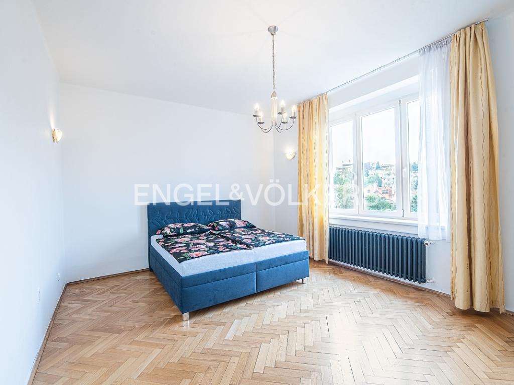 Pronájem bytu 4+1 149 m2