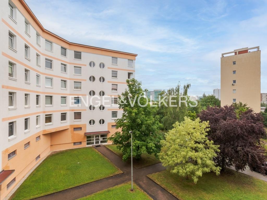 Pronájem bytu 3+kk 102 m2