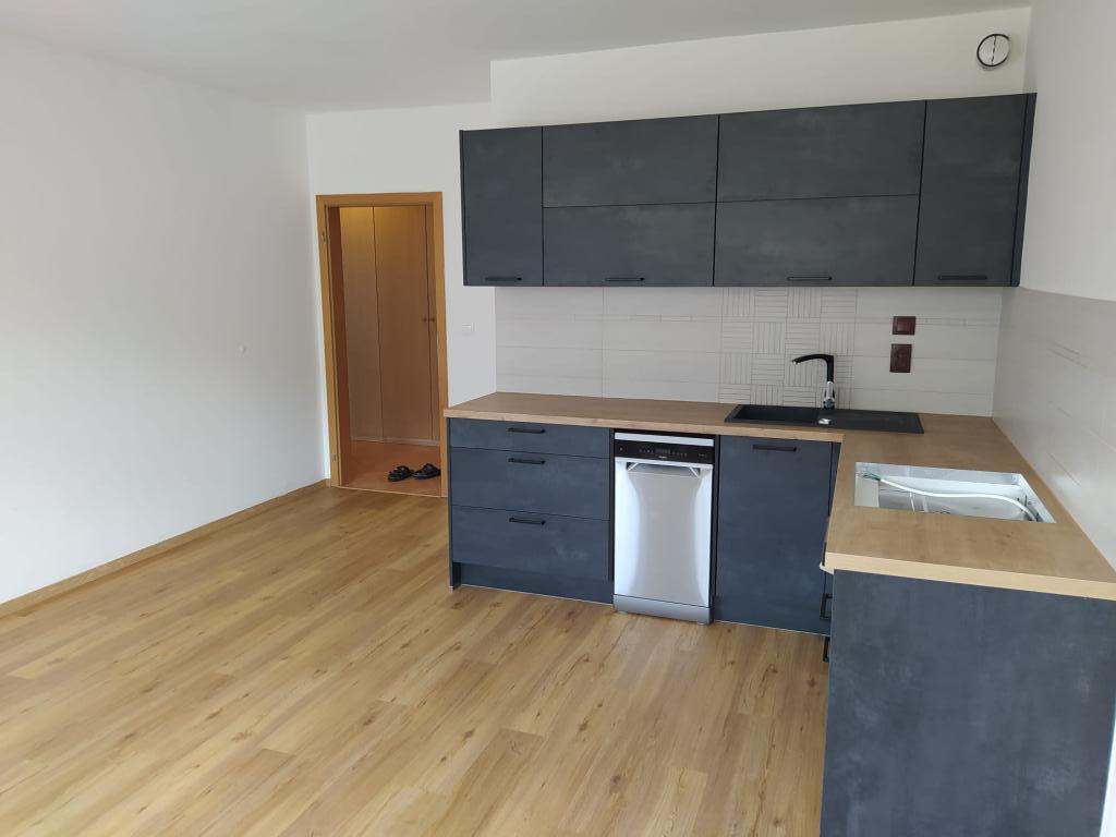 Pronajem bytu 2+kk 50 m2