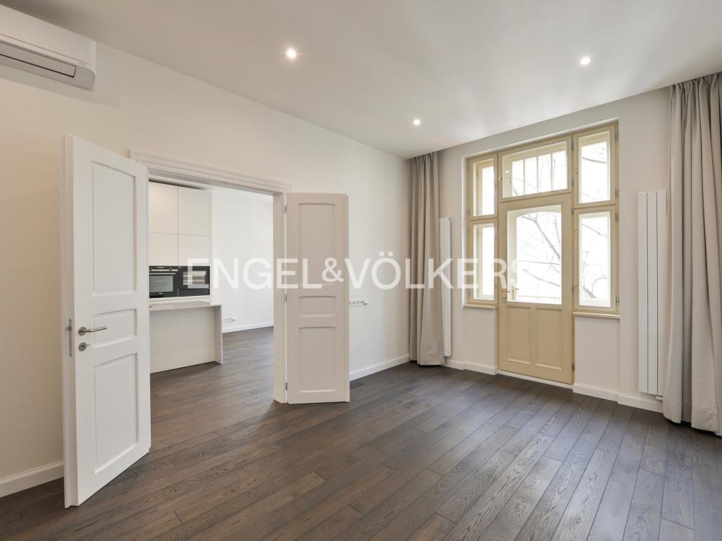 Pronájem bytu 4+kk 137 m2
