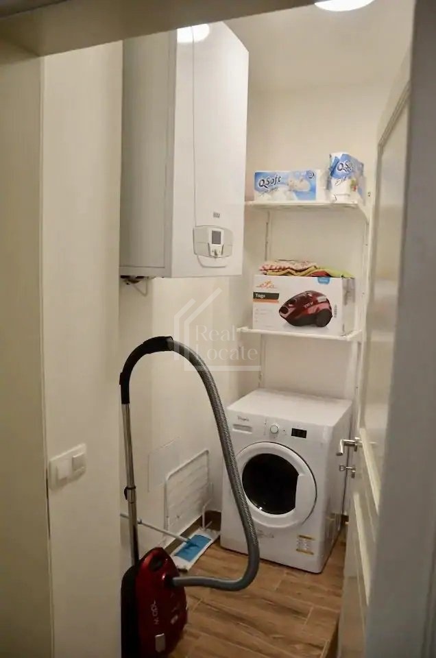 Pronájem bytu 2+kk 55 m2, Praha – náhled fotky 9