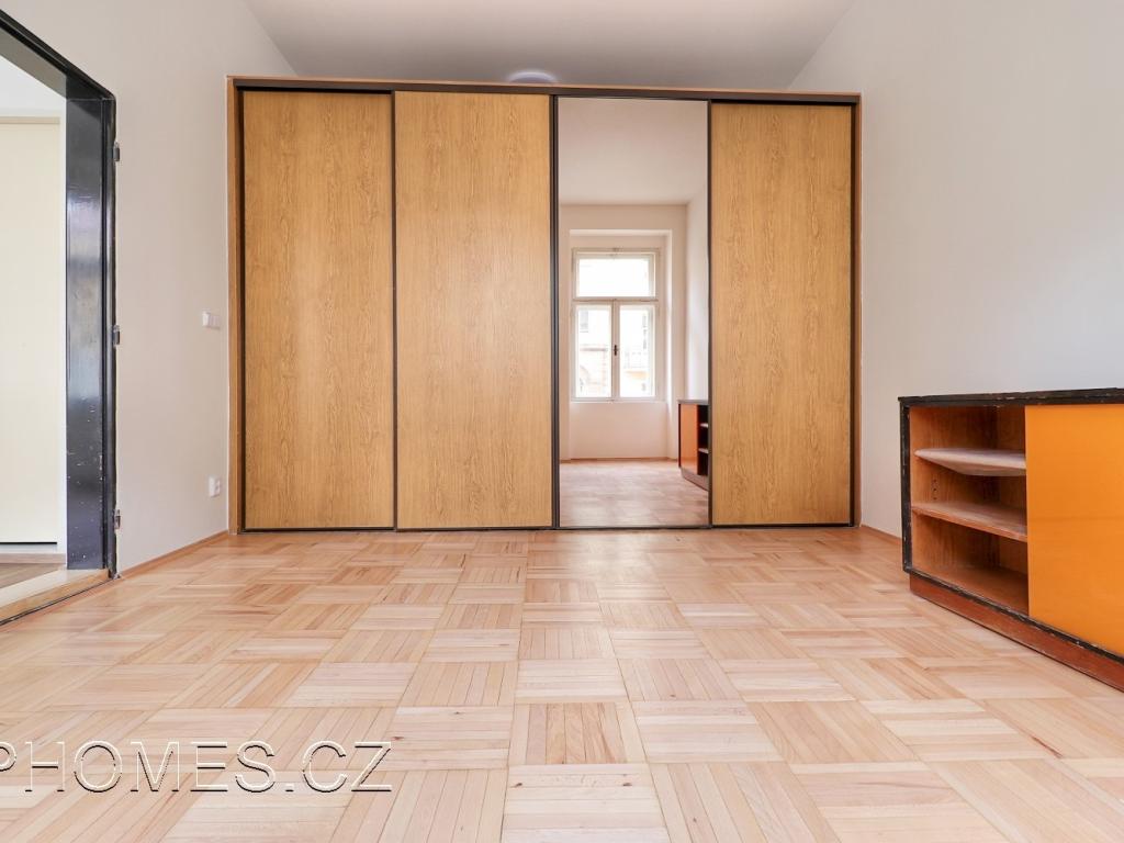 Pronájem bytu 1+1 35 m2