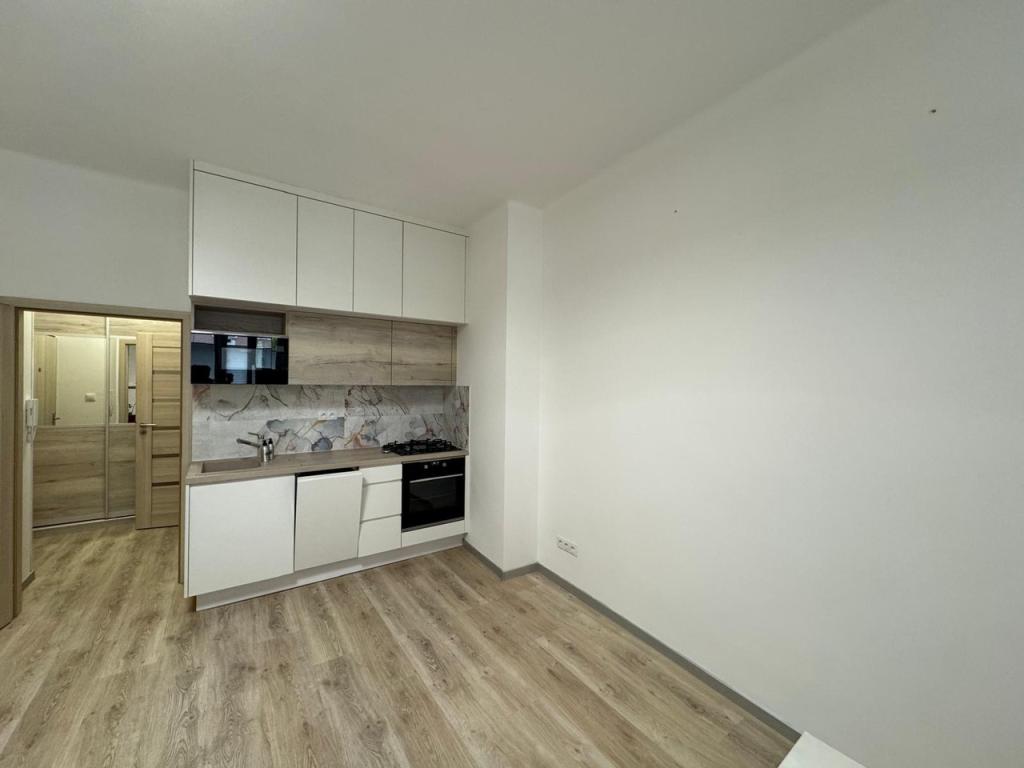 Pronájem bytu 1+kk 34 m2