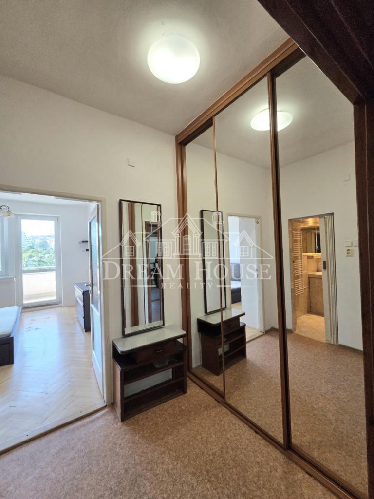 Pronájem bytu 2+1 75 m2, Praha – náhled fotky 8