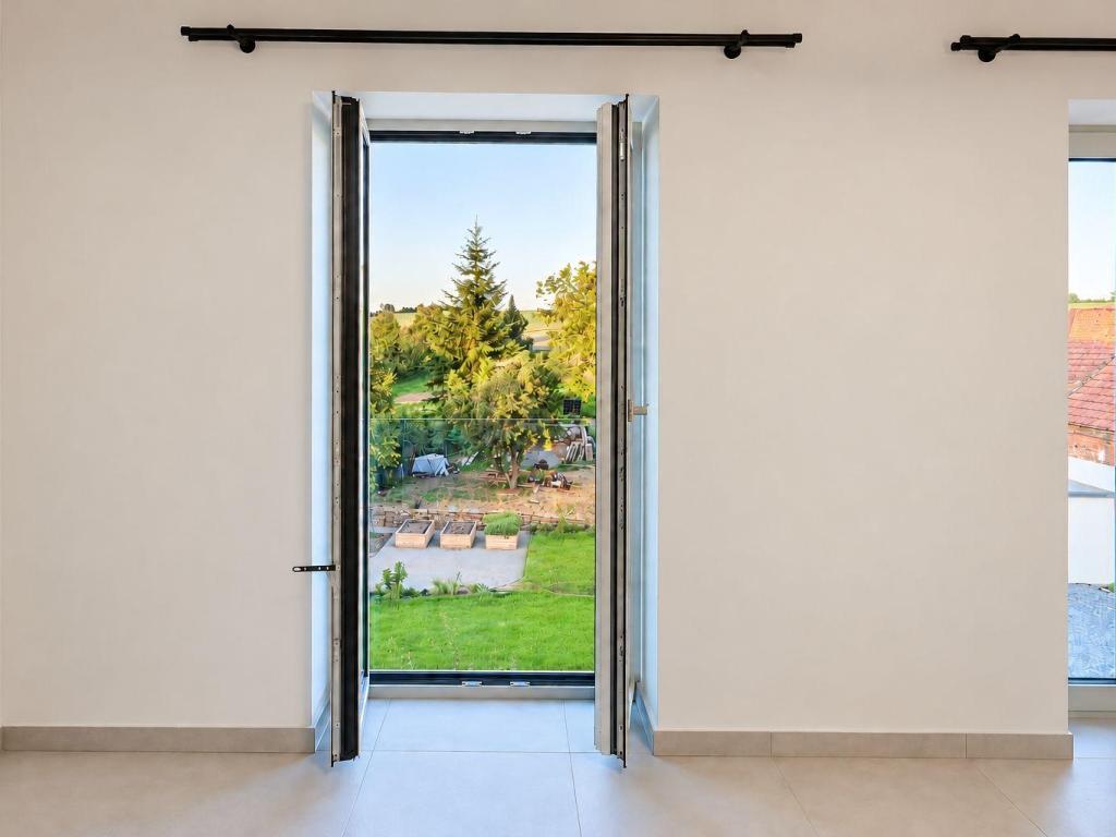 Pronájem bytu 4+kk 196 m2, Rybníček – náhled fotky 15