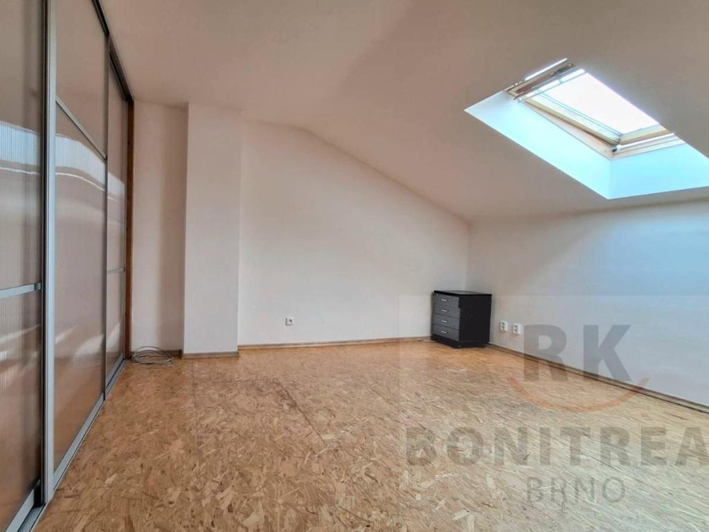Pronájem bytu 3+kk 100 m² – pohled 5