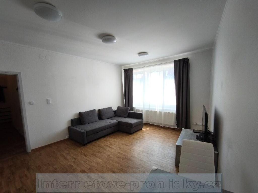 Pronájem bytu 2+1 58 m2