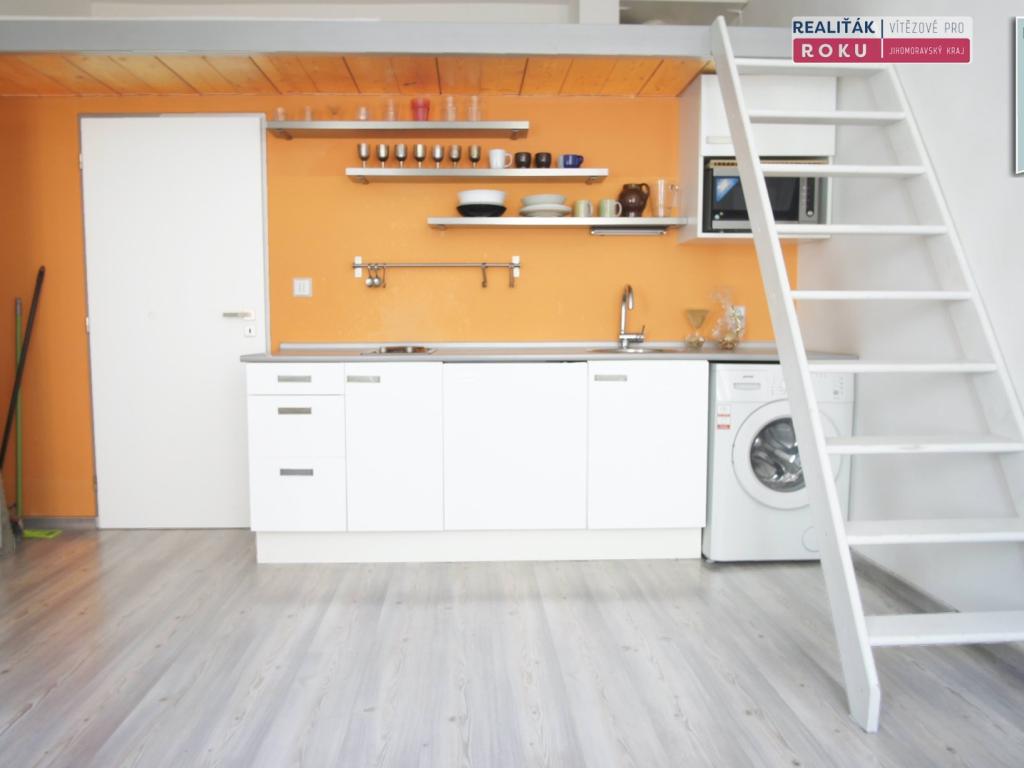 Pronájem bytu 1+kk 25 m2