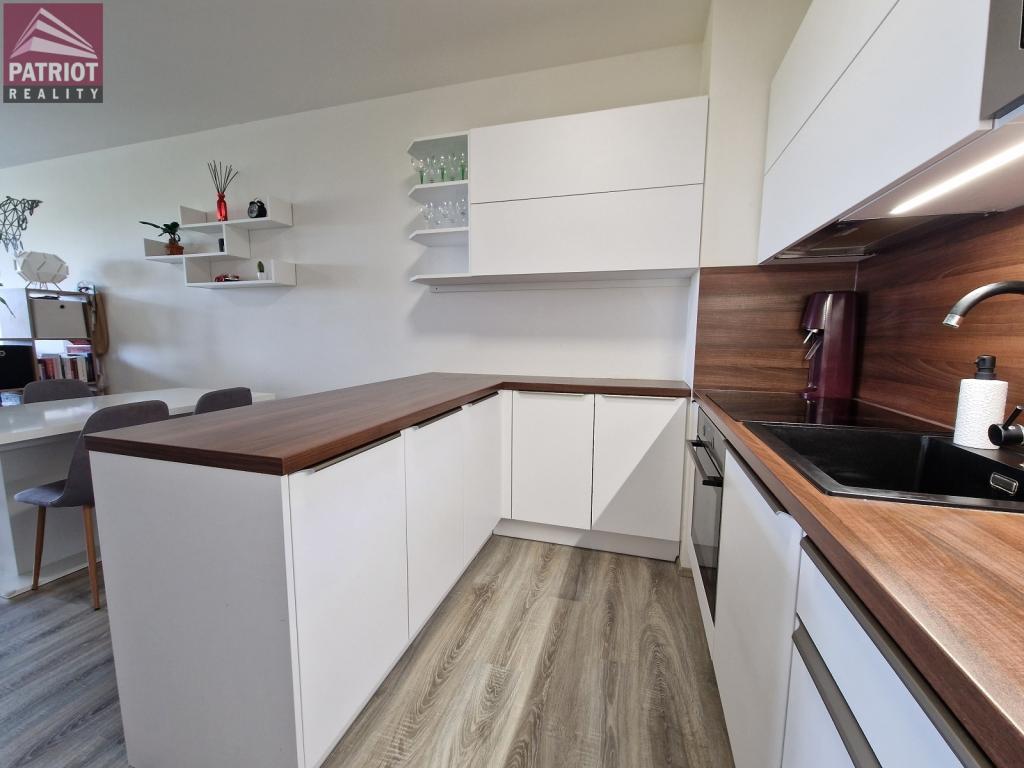Pronájem bytu 2+kk 60 m2
