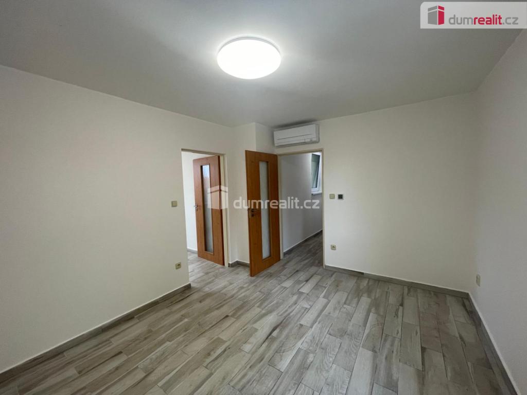 Pronájem bytu 2+1 38 m2