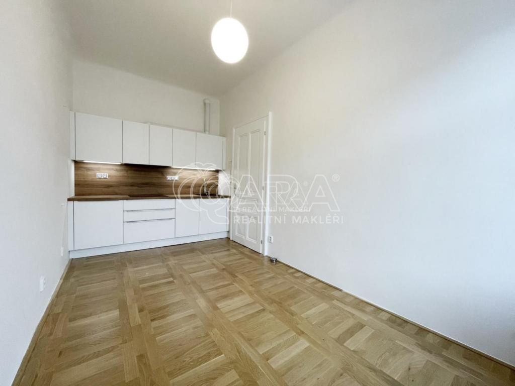 Pronájem bytu 2+kk 38 m2