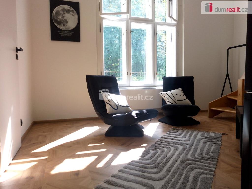 Pronájem bytu 2+kk 33 m2