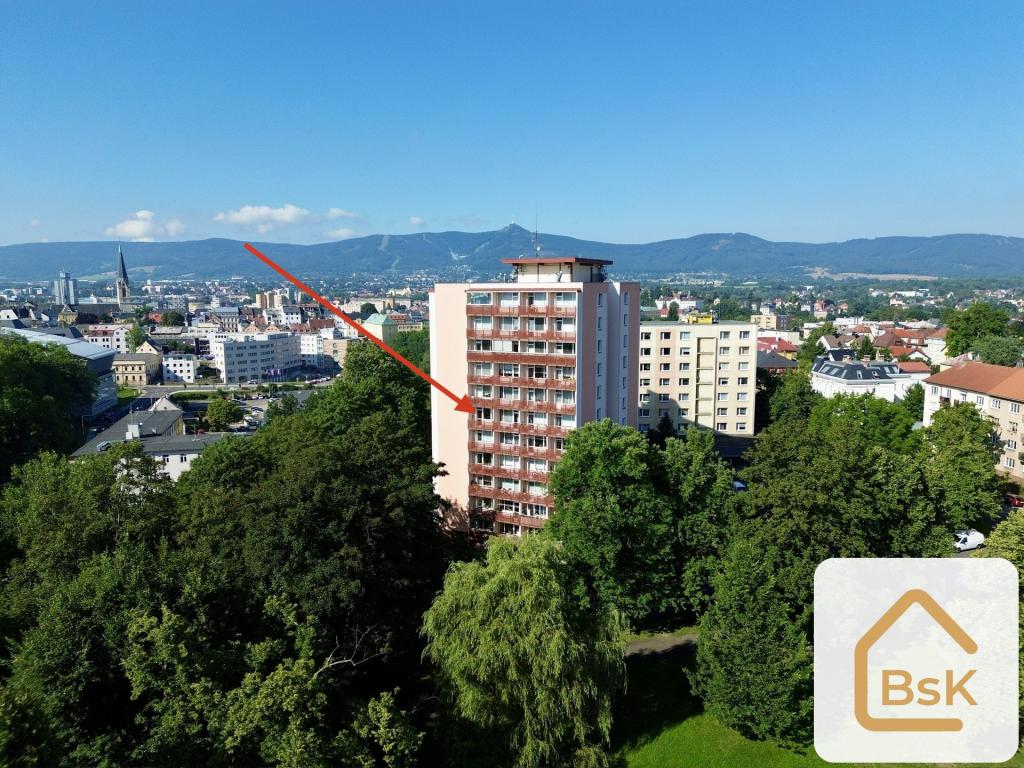 Byt 2+1 – Liberec, Liberec-střed, Staré Město – pohled 2