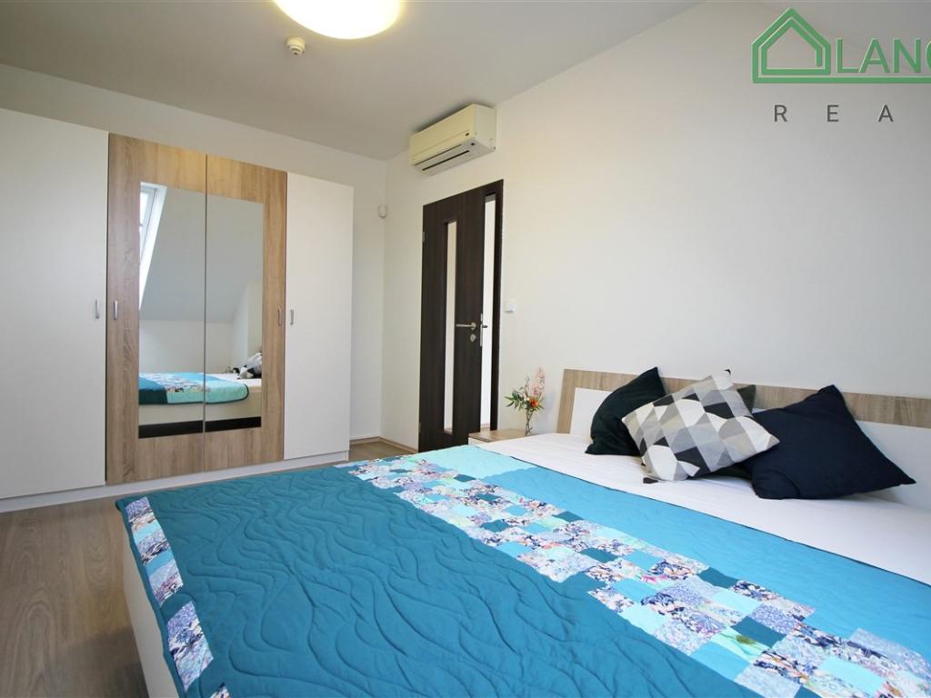 Pronájem bytu 2+kk 63 m2