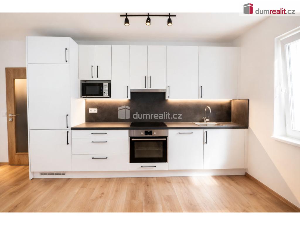 Pronájem bytu 1+kk 36 m2