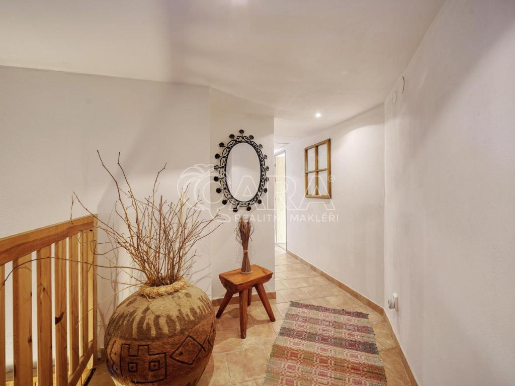 Prodej domu 450 m2, Velhartice – náhled fotky 14