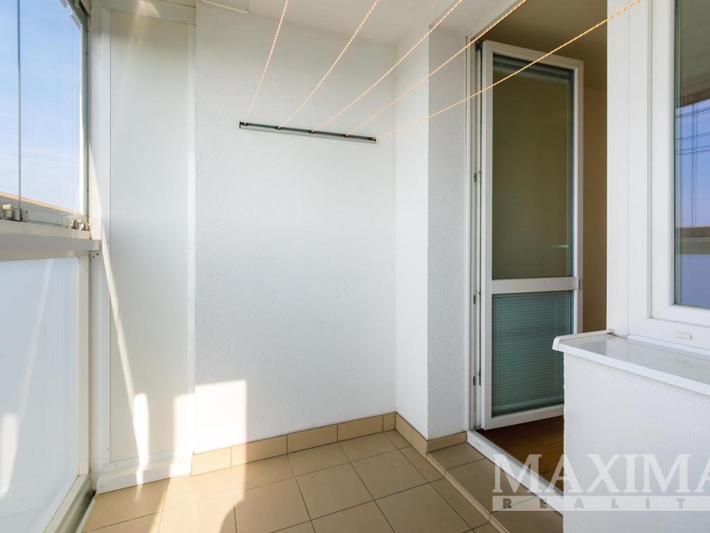 Pronájem bytu 3+kk 67 m2, Praha – náhled fotky 4