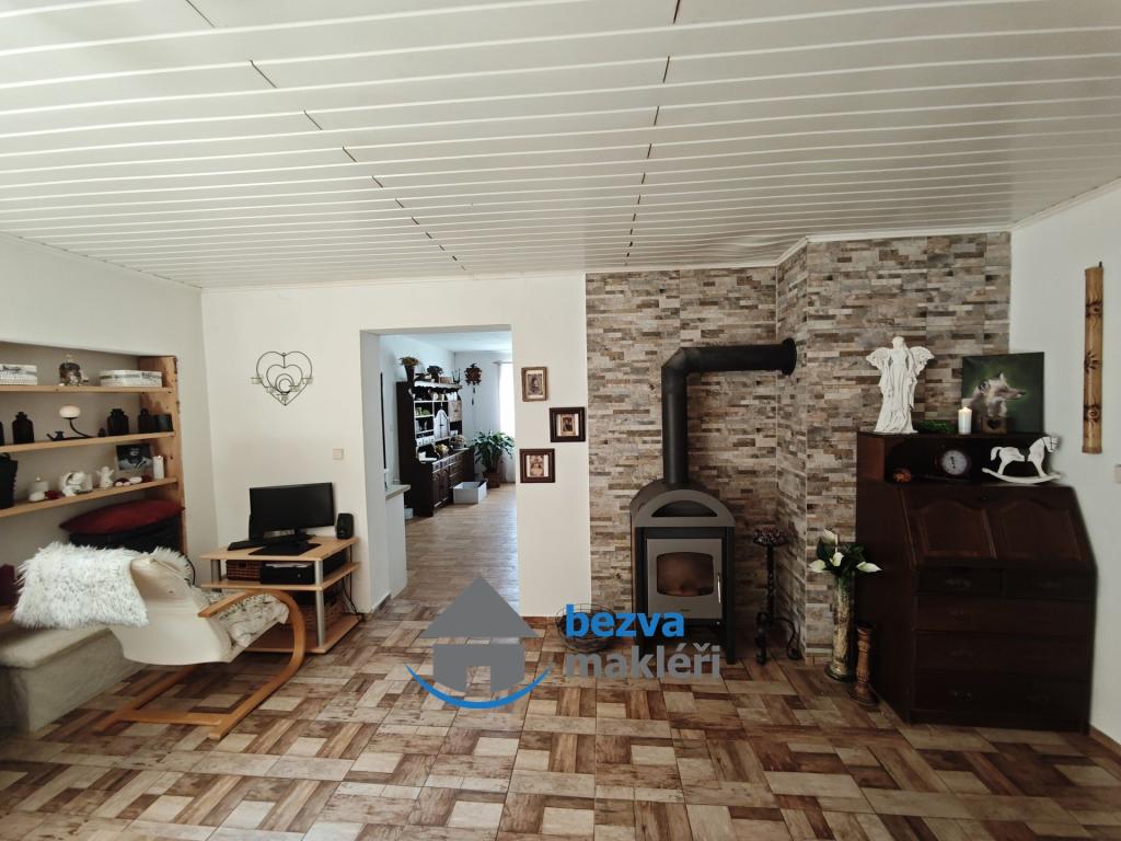 Listing 4