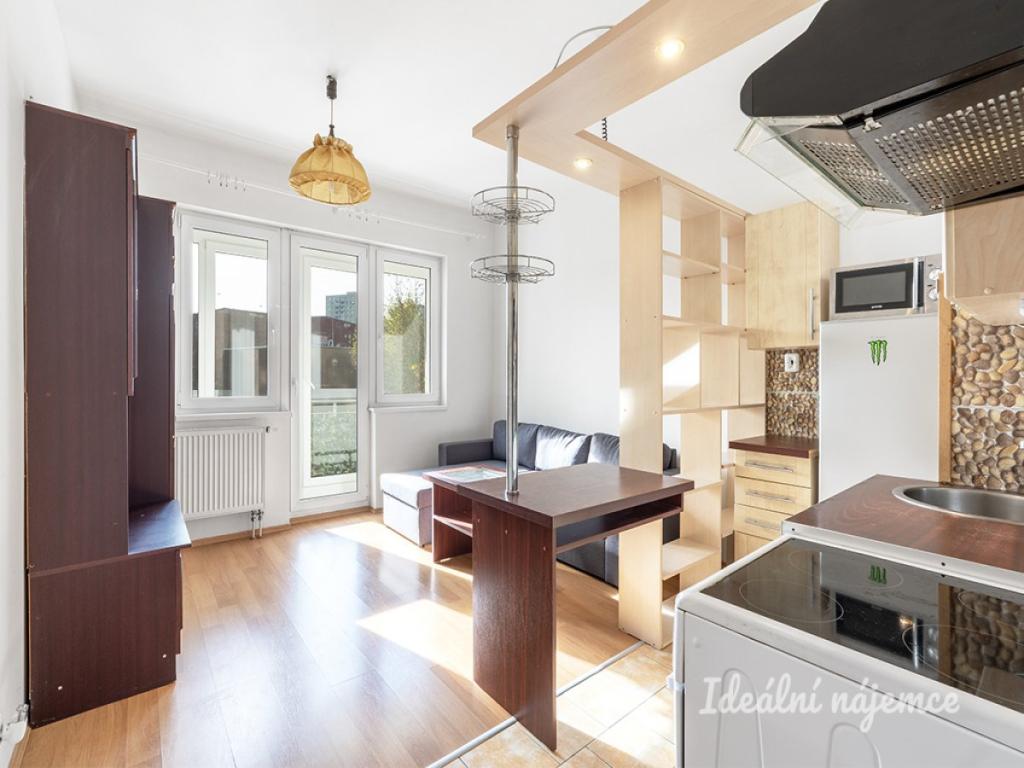 Pronájem bytu 1+kk 27 m2