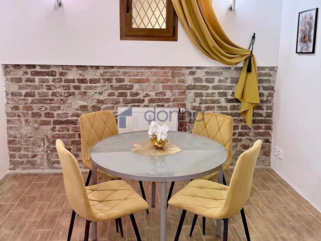 Pronájem bytu 1+kk 94 m2