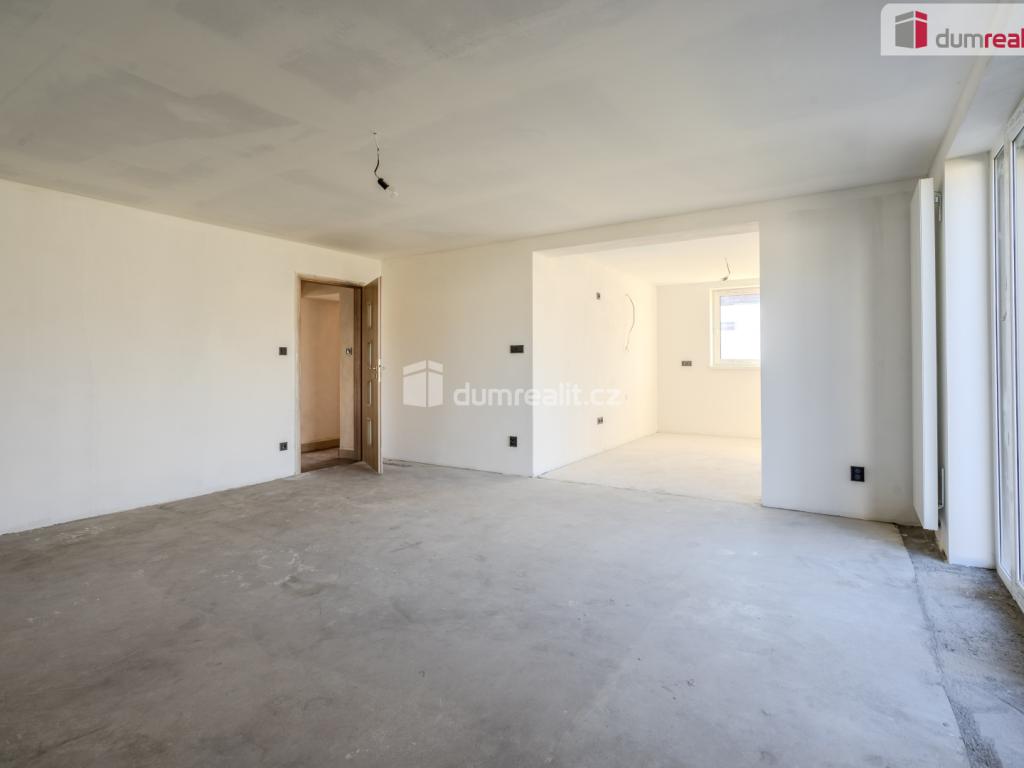 Prodej domu 460 m2, Vědomice – náhled fotky 12