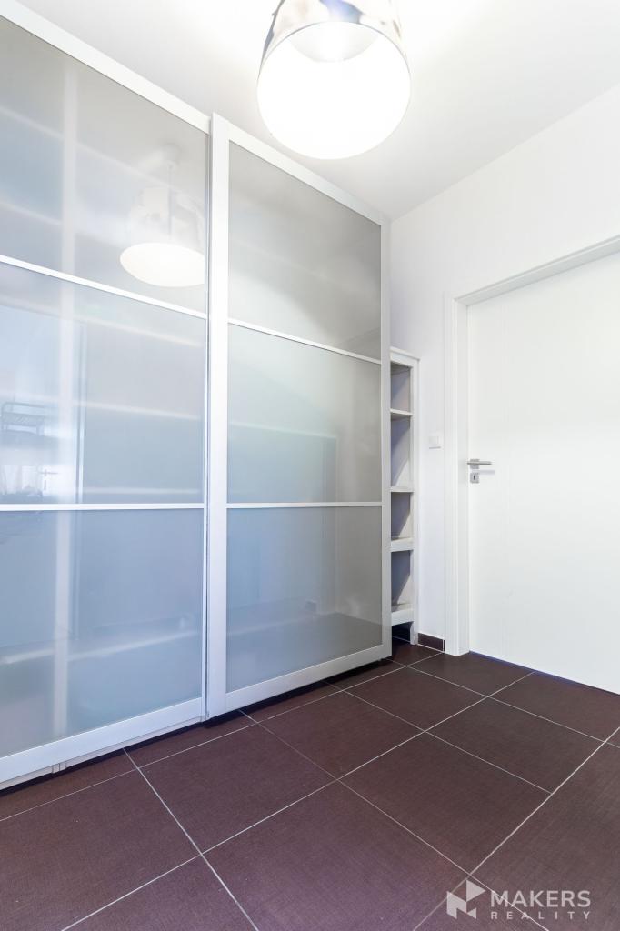 Pronájem bytu 3+kk 100 m2, Praha – náhled fotky 15