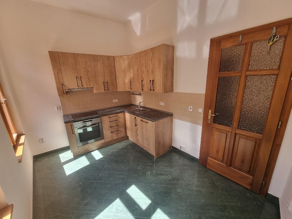 Pronájem bytu 1+1 46 m2